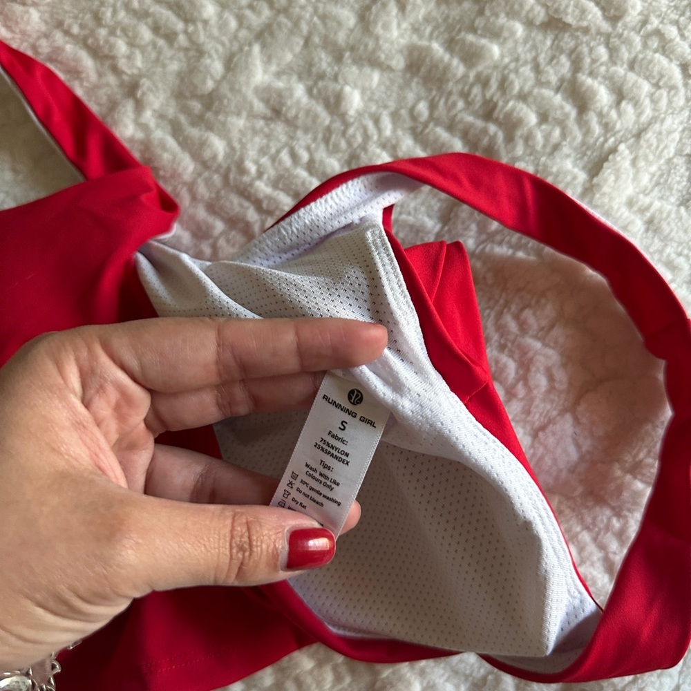 Red Cropped Tank Top - Picture 6 of 6